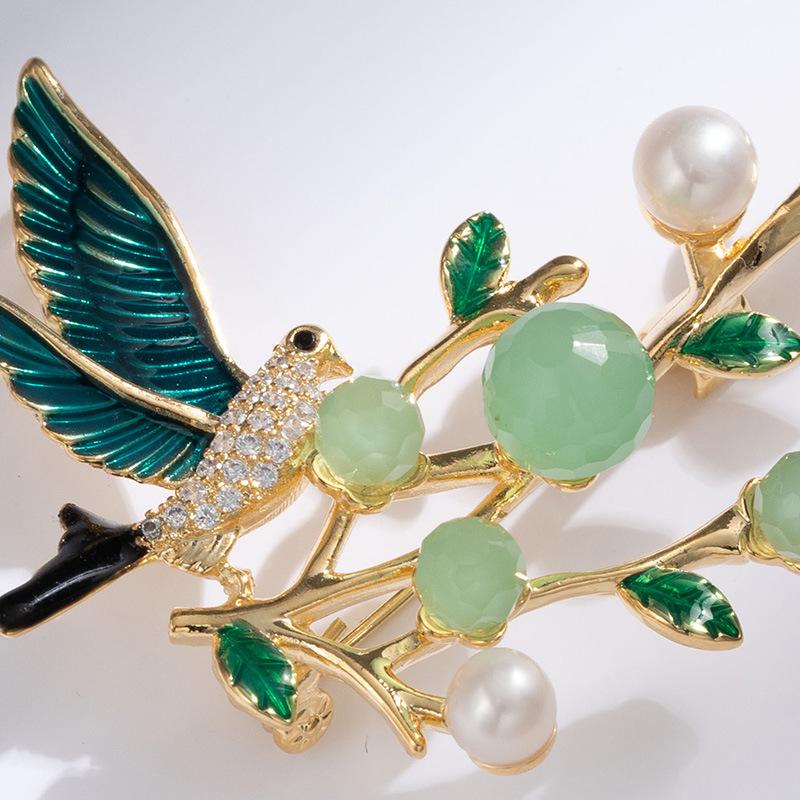 Senior Brooches Flower Leaf Brooch Pins for Women Suit Pendant Fashion Brooches Jewelry