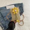 Flower Woven Bag with Simple Texture and New Trend Summer Mobile Phone Bag Women's Bag Shoulder Messenger Bag