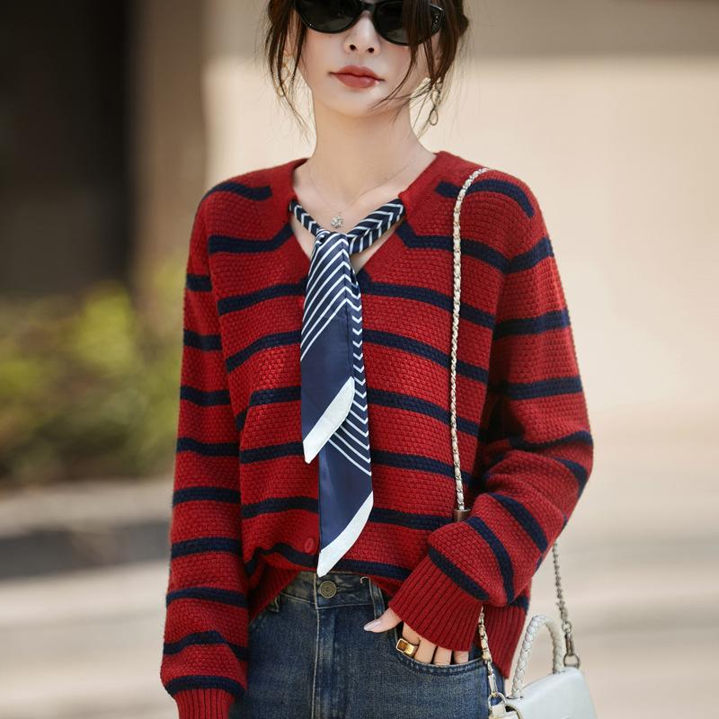 Autumn And Winter New Stubborn Bear Crew Neck Knitted Cardigan Long-Sleeved Women'S Silk Scarf Loose Striped Versatile Top Jacket