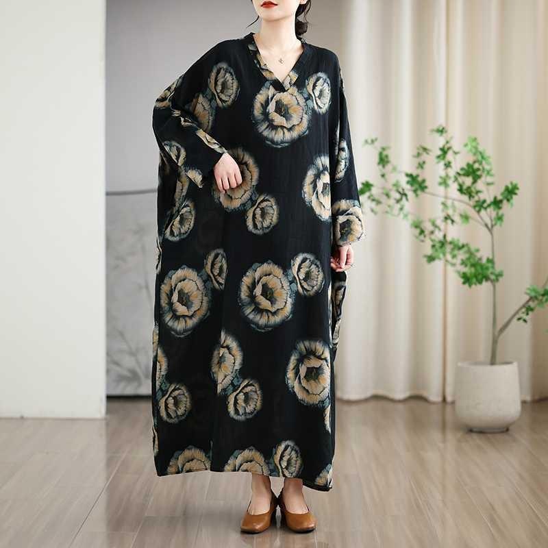 Винтажные платья в стиле «отпуск» с V-образным вырезом