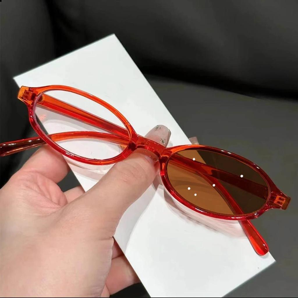 Color Changing Outdoor Eyeglasses Spicy Girl Style Photochromic Myopia Glasses Super Light Small Frame Near Sight Glasses