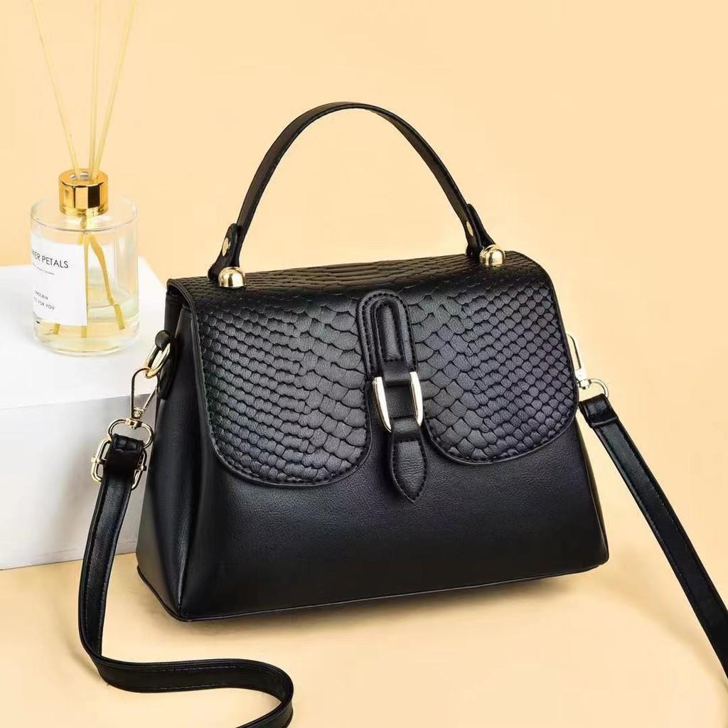 Elegant Urban Chic Small Square Handbag In Various Colors Perfect For Daily Use