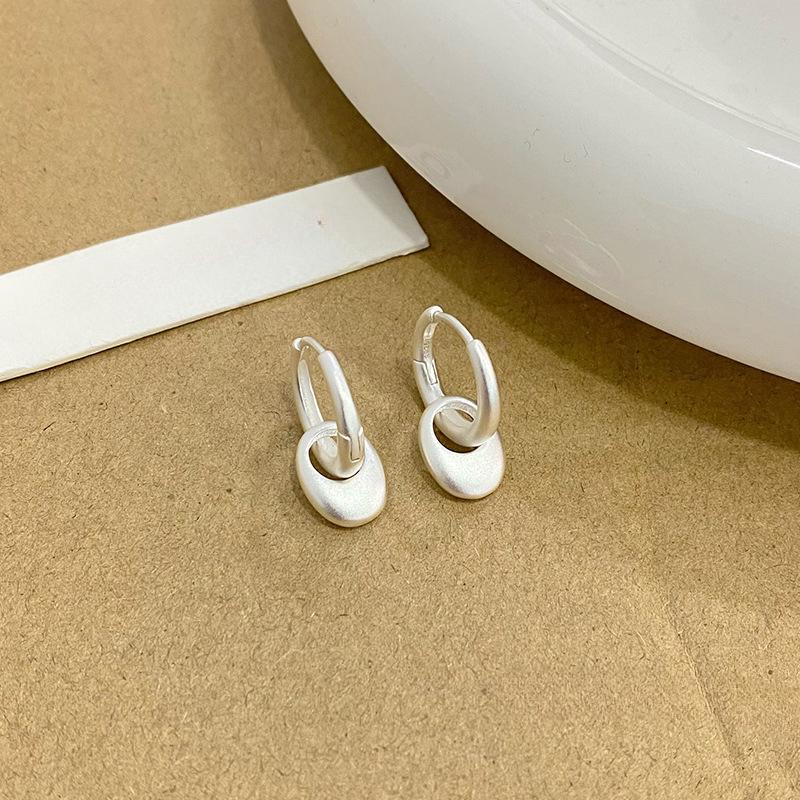 Simple Frosted Oval Ear Button for Women's Heavy Industry Fashionable Personality Cold Wind Ear Ring