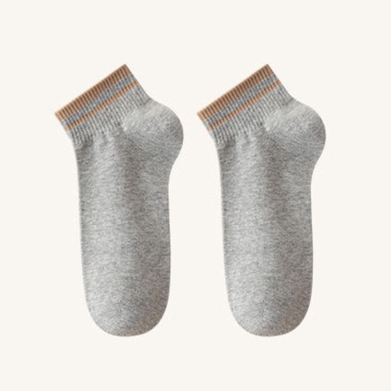Spring and Autumn Japanese Striped Men's Mid-calf Socks Sports Sweat and Anti-odour Long Socks