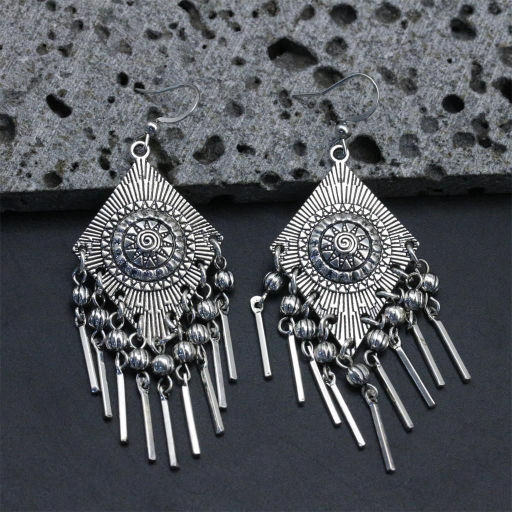 Длинные серьги с бахромой в богемном стиле, винтажные серьги-капельки из сплава, идеально подходят для женщин, повседневного декора и вечеринок