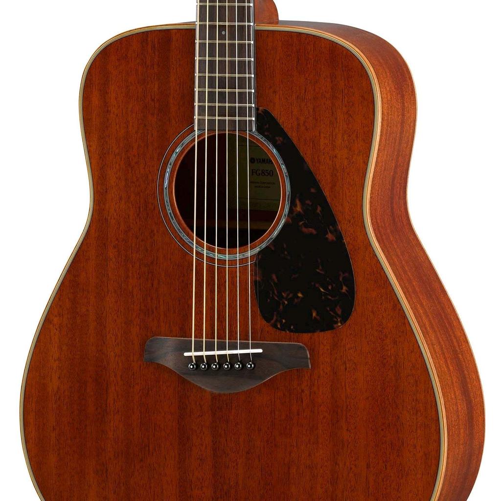 Акустическая гитара Yamaha YAMAHA FG850 Звук, близкий к теплому и нежному пению. Изысканный дизайн, позволяющий почувствовать тепло дерева.