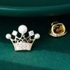 Atmospheric Simple Pearl Crown Brooch, Small Fragrance, Let Go Of Light, Piercing Horse Needle, Women'S Collar Pin, Coat Accessories