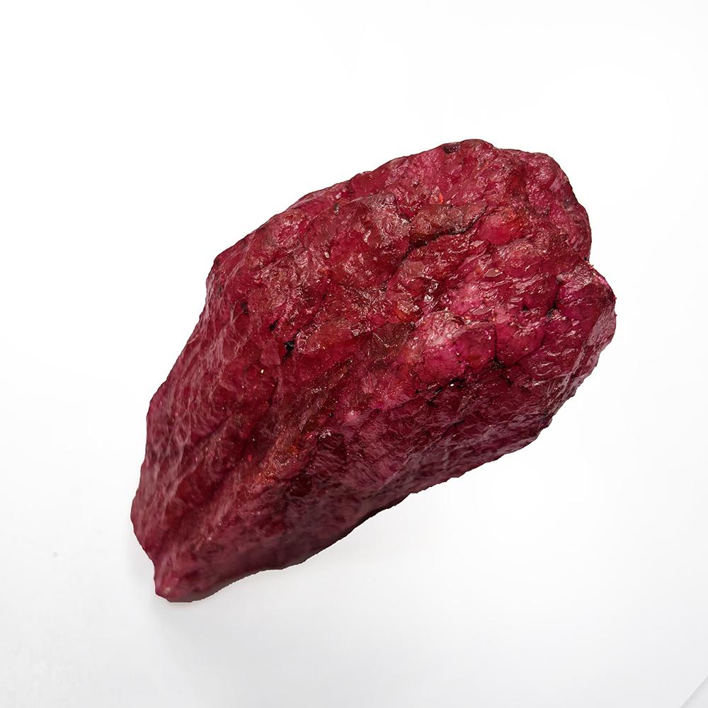 Натуральный Необработанный Красный Рубин 2118 Карат Добытый Из Земли Сырой Необработанный Самоцвет Для Коллекции