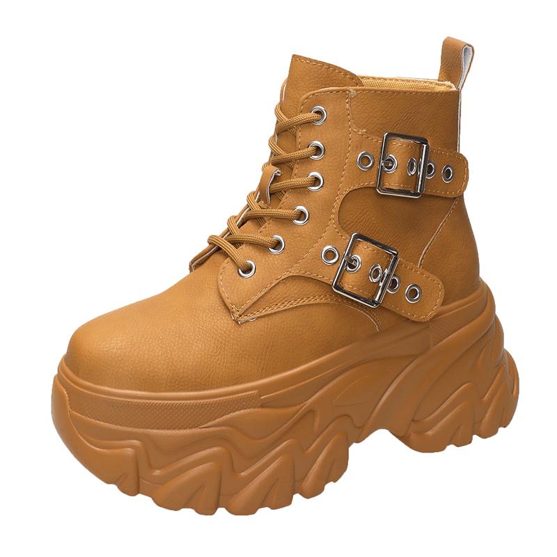 Модные женские панк-сапоги на высокой платформе, зима 2024 г., британский стиль, ботильоны на толстой подошве, короткие сапоги с металлической цепочкой, новые массивные кроссовки 9 см