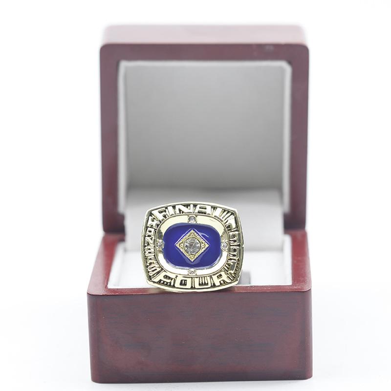 Чемпионское кольцо по баскетболу NCAA Kansas Jayhawks 1991 года