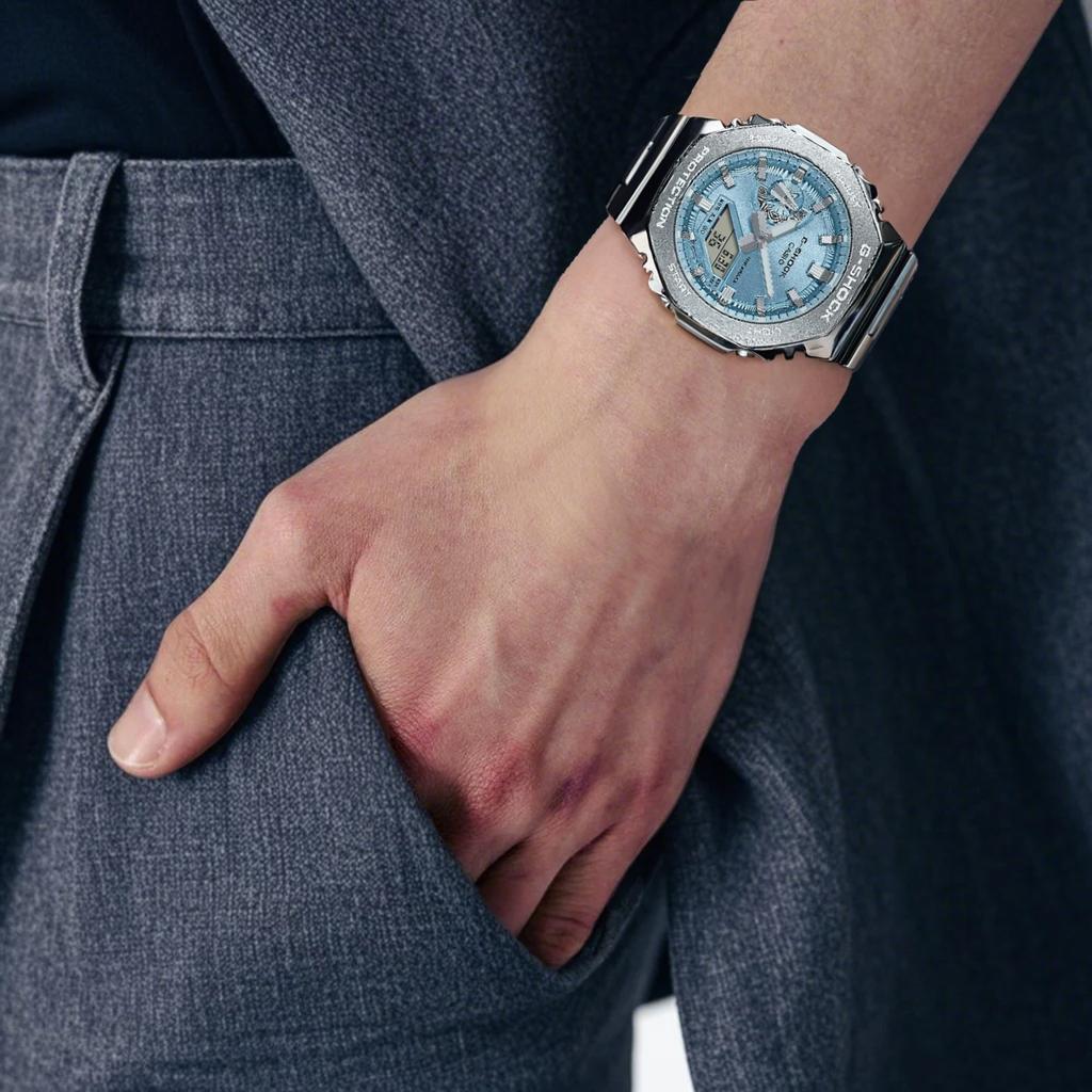 Casio Унисекс Часы серии G-STEEL Синие GM-2110D-2A GM-2110D-2A