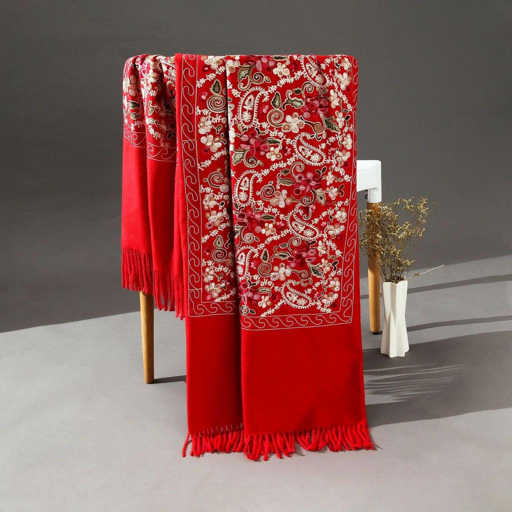 Женский шарф из искусственного кашемира с вышивкой из кешью в непальском стиле на осень/зиму 2024 г.