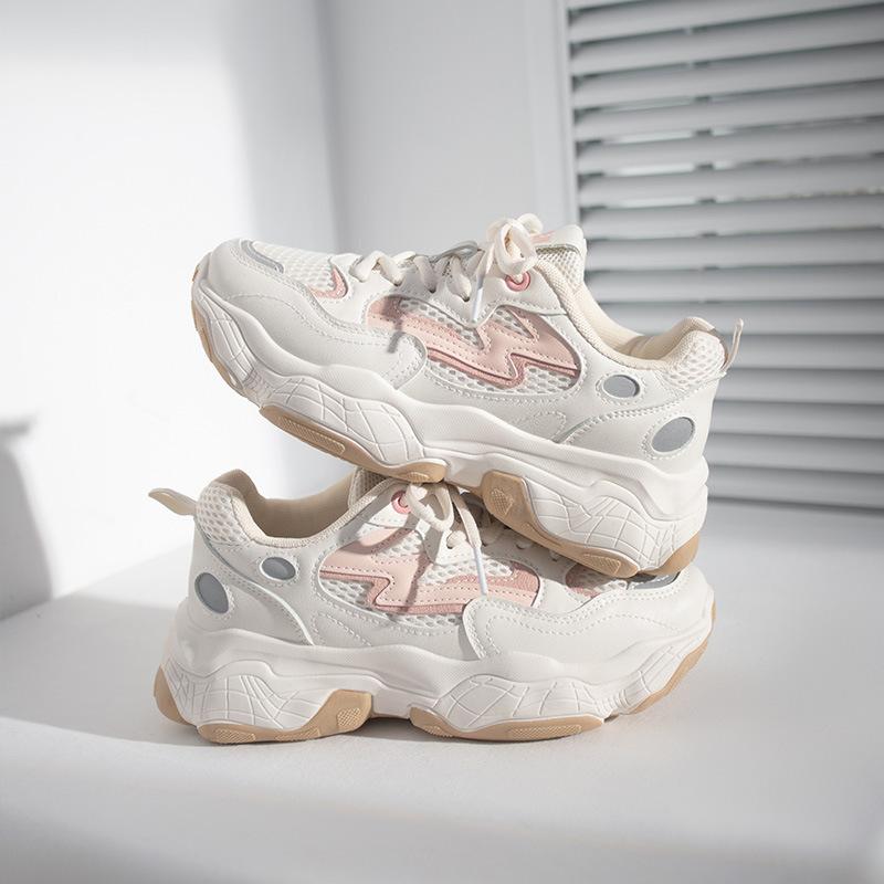 Модные универсальные сетчатые дышащие кроссовки 2024 года, новая мода в корейском стиле, удобная, износостойкая спортивная обувь для женщин, лето
