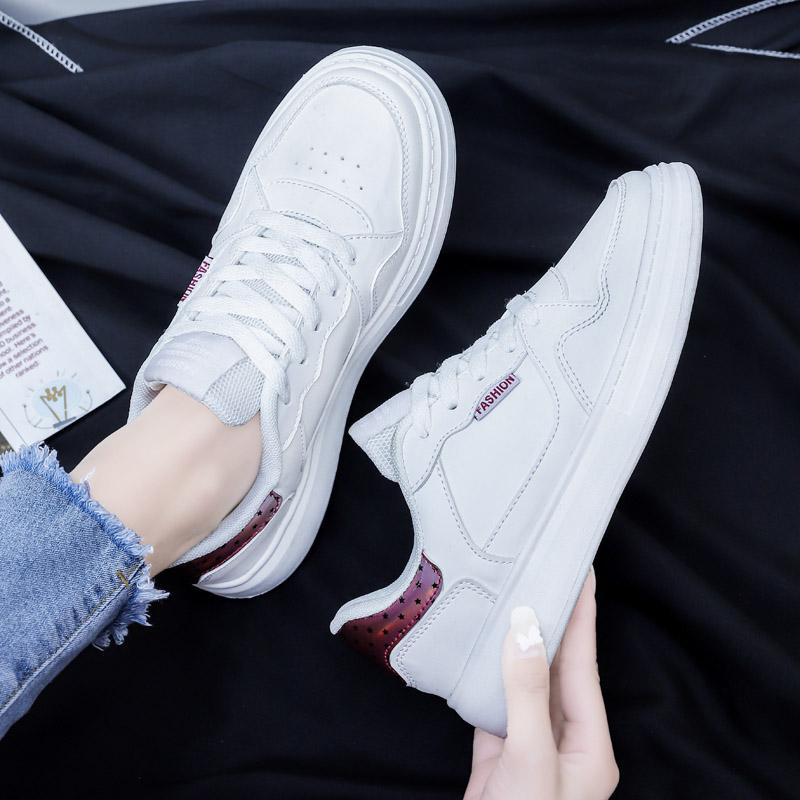 2026 Women's Sports Shoes Campus Shoes Trend Lightweight Soft Soled Board Shoes Women's Thick Soled White Shoes