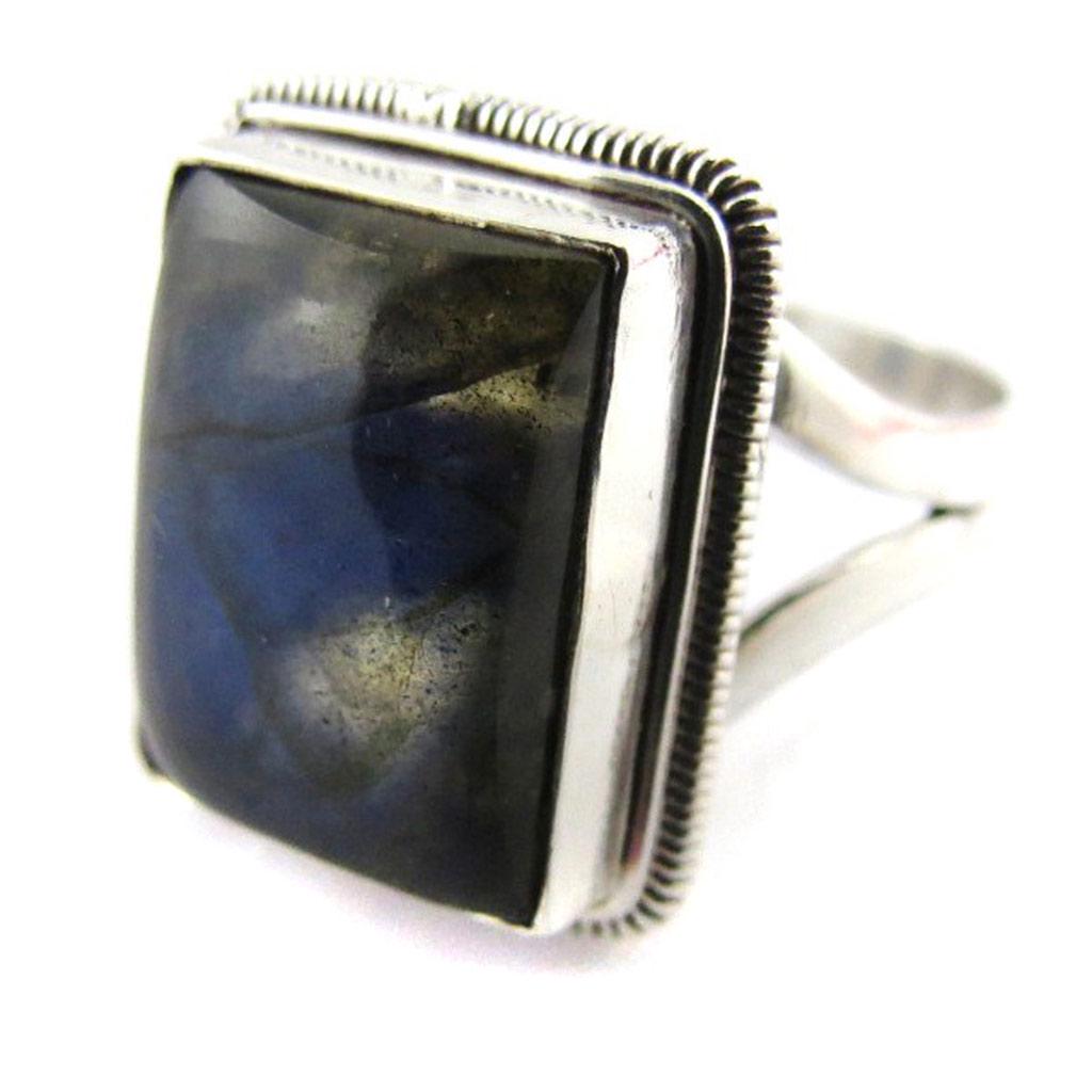 Серебряное кольцо с лабрадоритом 'Heaven'