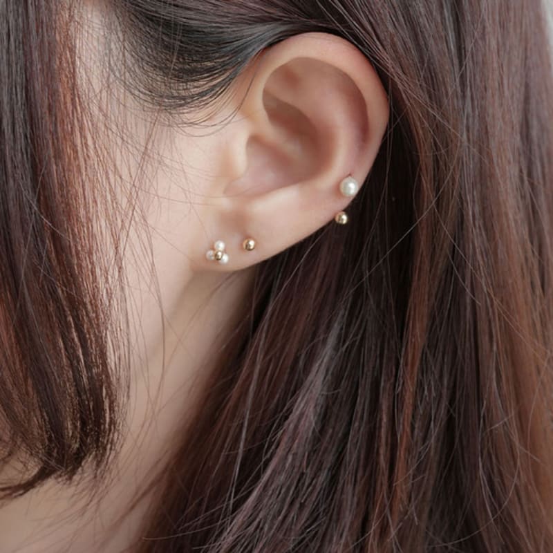 youngglow 14k three pearl flower piercing