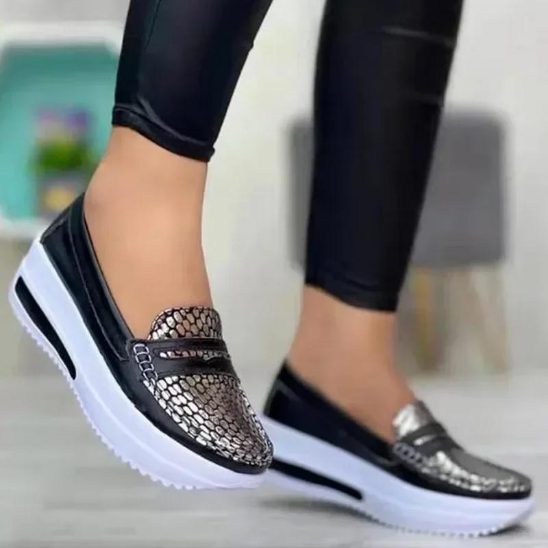 Plus Size 43 Casual Flat Shoes Women Fashion Round Toe Low Top Wedge Platform Sneakers Comfort Non Slip Female Loafers