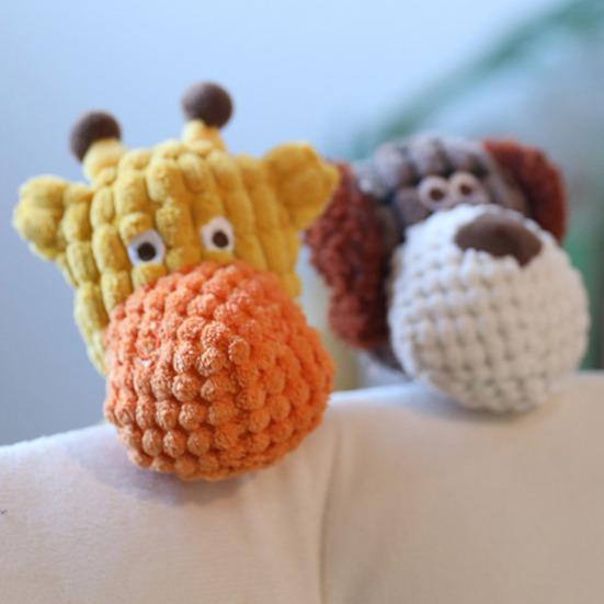 Dogs Plush Toy Stuffed Animal Chew Toy Squeaky Plush Elephant Lion Goat Giraffe Dog Tug Toy for Aggressive Chewers Play And Indoor Puppies Teething