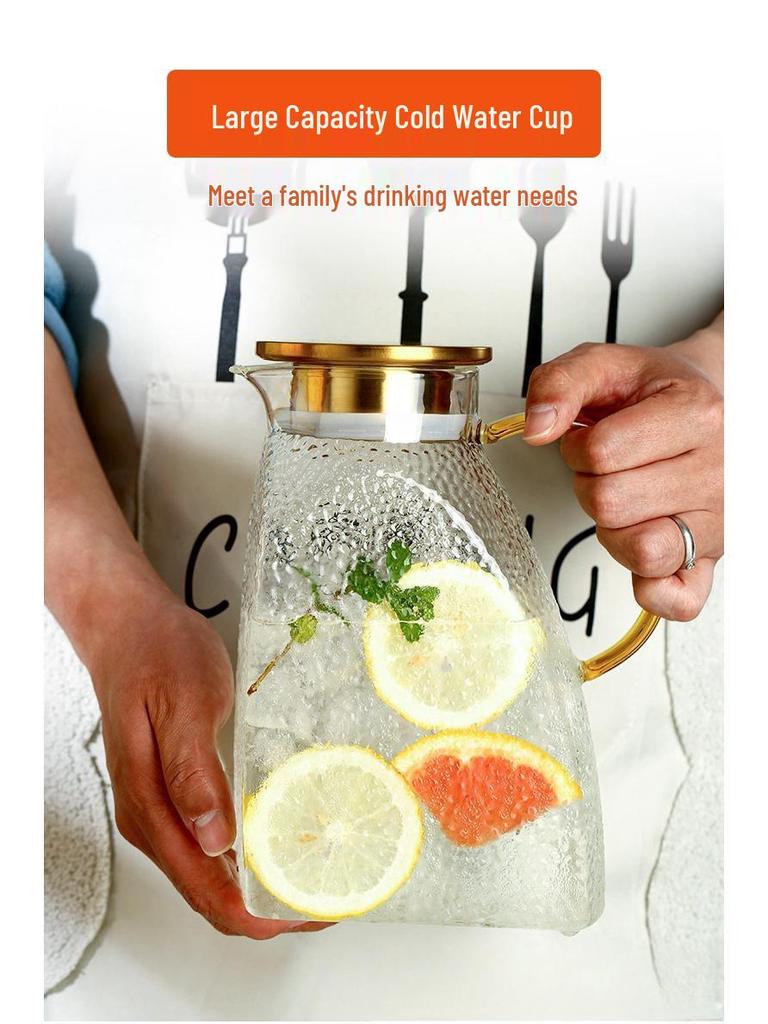 Hammered Textured Glass Pitcher: Large Capacity, Heat-Resistant, High Borosilicate for Cold Water & Juice