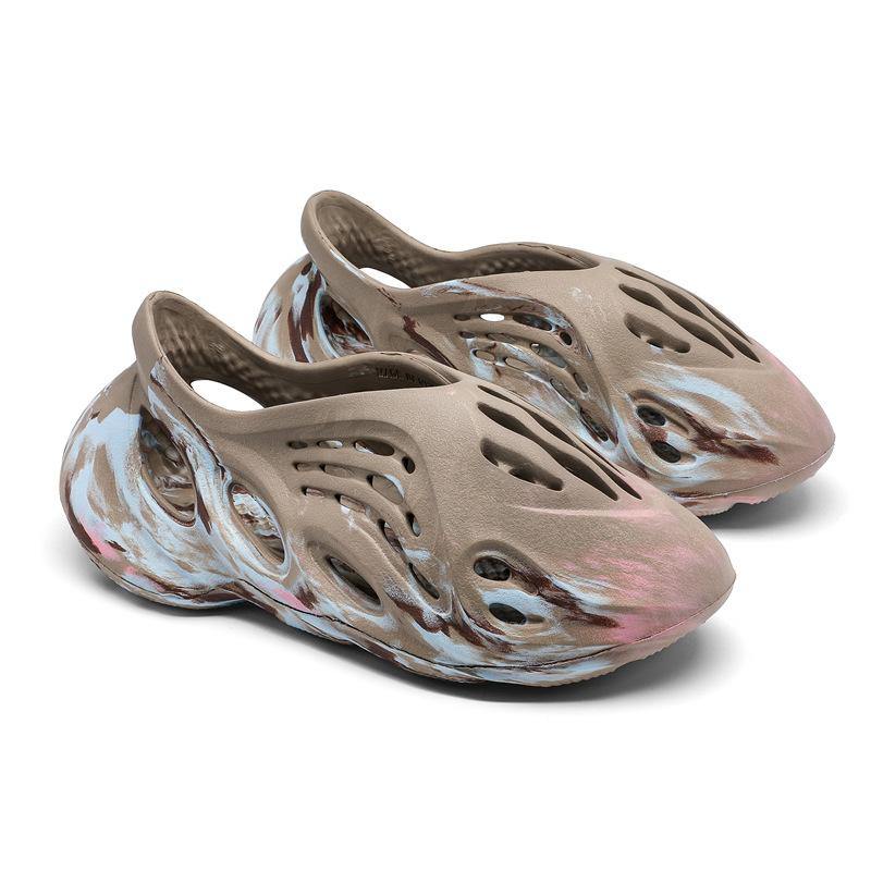 3818 кокосовые изи дырявые туфли женские Канье летние новые парные пляжные крутые шлепанцы мужские