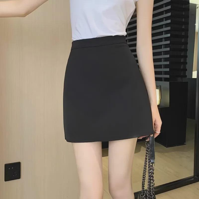 Женская черная юбка А-силуэта с высокой талией, весна 2024 г. — облегающая, короткая, закрывающая глаза юбка в студенческом стиле.