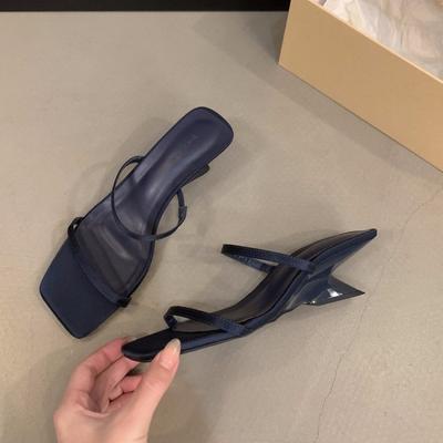 Модные женские босоножки на низком каблуке с открытым носком, элегантные модные дизайнерские тапочки, новинка 2024 года, пляжная обувь с квадратным носком, сексуальные босоножки для вечеринок