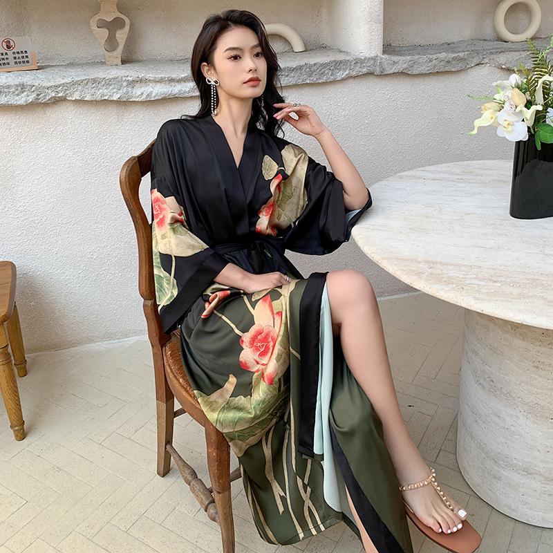 Плюс Размер Женская Весна Лето Прохладная Домашняя Одежда Атласная Пижама Халат С Длинным Рукавом Модный Печатный Длинный Халат