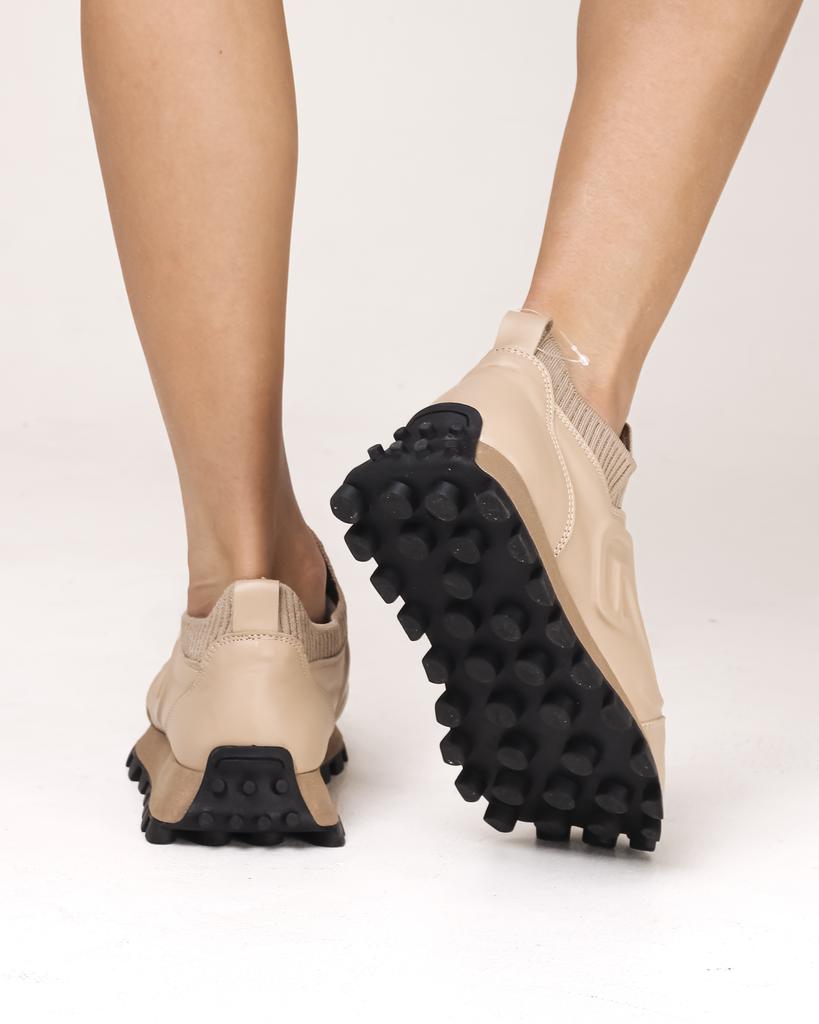 Кроссовки зимние Phany 70644 36 бежевые кожа