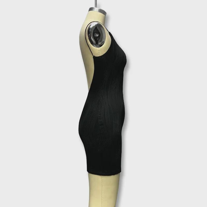 Женское летнее платье на подтяжках в европейском и американском стиле 2023 года — сексуальная узкая короткая юбка с рюкзачным дизайном на бедрах