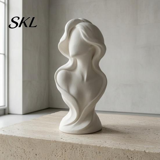 Matte White Decorative Figurine 3D Printed Minimalist Woman Statue, Abstract Faceless Portrait Sculpture Ornament, Desktop Art for Home Decor