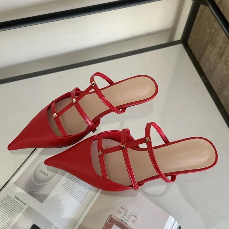 Модные туфли-лодочки с острым носком, женские туфли-лодочки, модные туфли на низком каблуке для банкета, туфли для вечеринки, женские шлепанцы с заклепками, сексуальная обувь для женщин