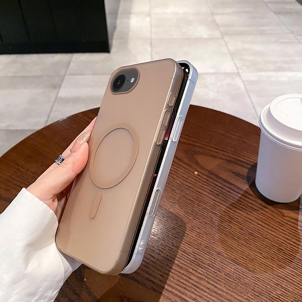 Чехол для iPhone 16e, совместимый с MagSafe, с точными вырезами, матовая поликарбонатная накладка для телефона
