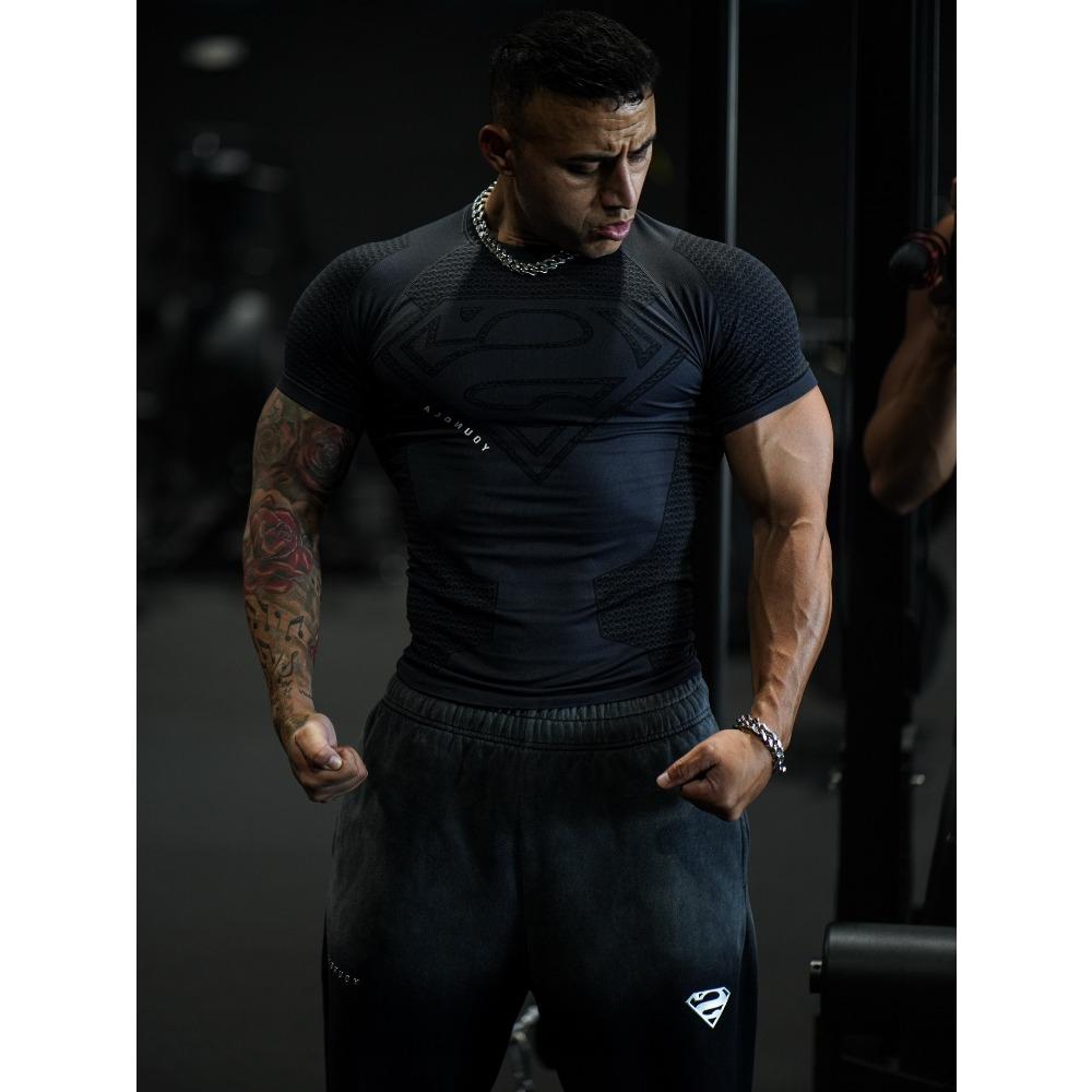 2025 YOUNGAL New Men's Fitness T-shirts clothing sports Tshirt tights high elastic training short sleeve fitness man clothing