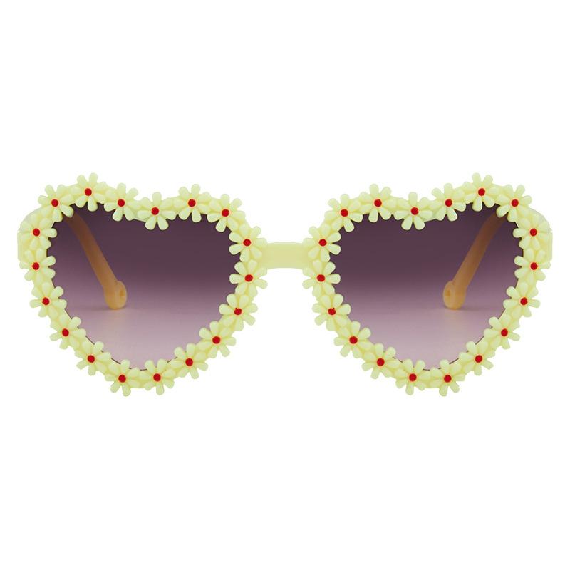 Cute Heart Flower Sunglasses for Kids Girls Boys, New Fashion Love Frame Sun Glasses UV400 Protection Shades Gift for Children