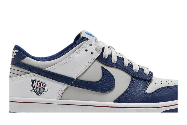 Детские кроссовки Nike Dunk Low EMB 75-летие НБА Бруклин Нетс (GS) Серый туман/Белый/Синяя пустота/Синяя пустота
