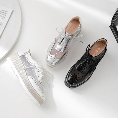 Мода 2025 новые летние туфли на платформе из сетки, женские кружевные кожаные лоскутные броги, женские эспадрильи на шнуровке, оксфорды