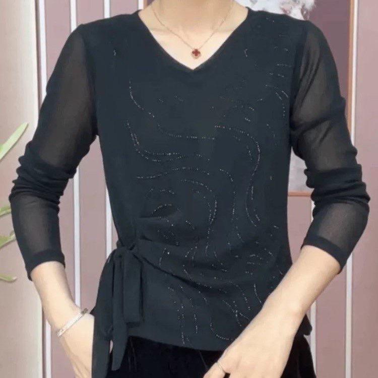 Новый иностранный стиль V-образный вырез горячая ромбовидная нижняя рубашка ранняя осень одежда для мам темперамент уменьшающая возраст и тонкие длинные рукава женские топы прилив
