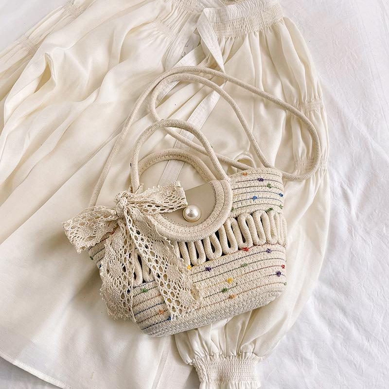 Large Capacity Bag New Spring Fashion Braided Shoulder Bag for Women Large Capacity Tote Bag Niche Beach Bag