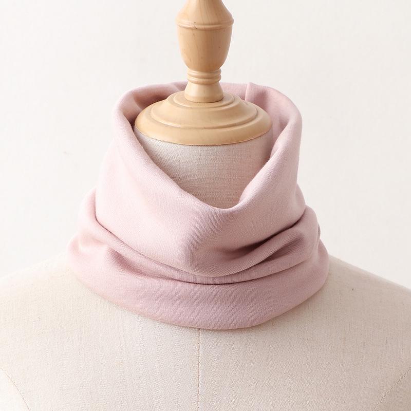 100% шелковый бархатный шарф с начесом: Мягкая, теплая и приятная для кожи защита шеи на осень и зиму.