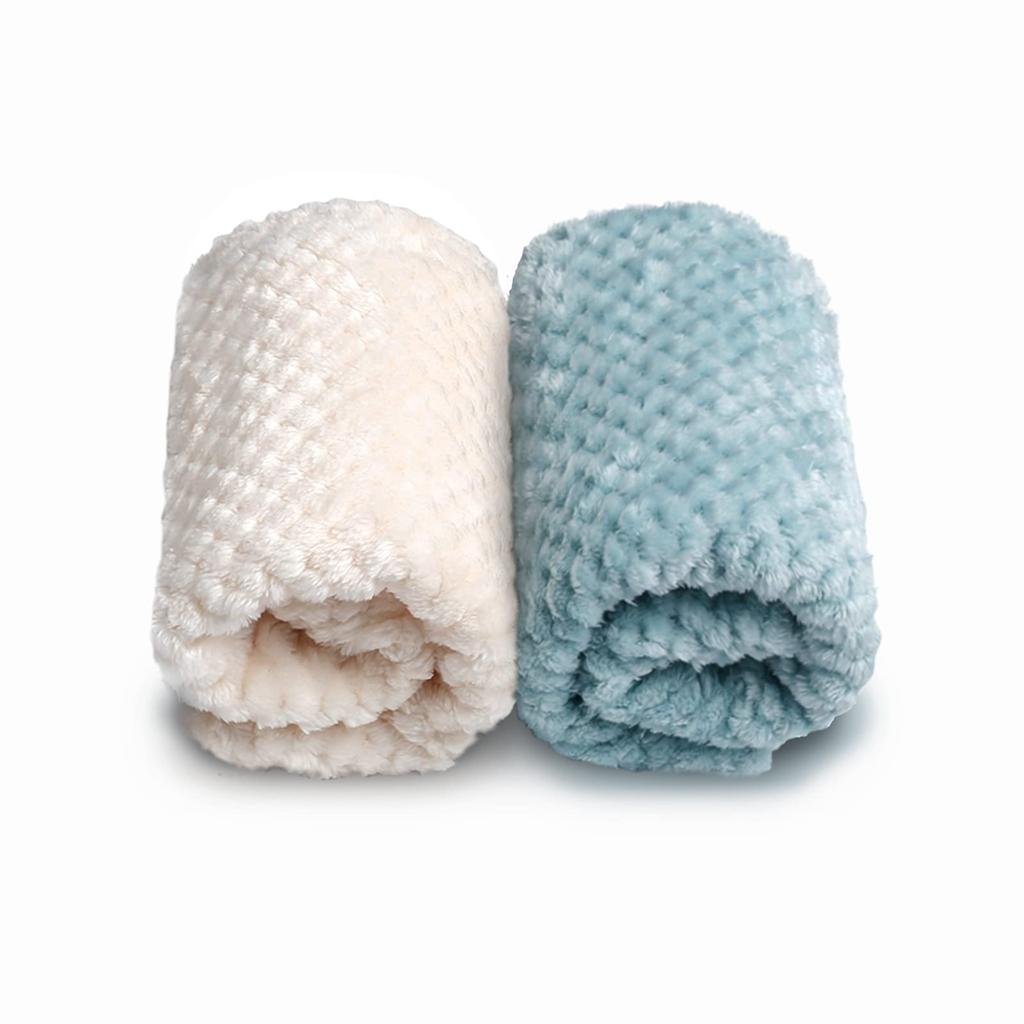 RIKMSS Pet Blanket for Dogs and Cold Suitable for Cat and All Seasons of Cats, Towel, Mat, Cushion, Warm, Fluffy, Protection, Washable, Beds, Kennels,
