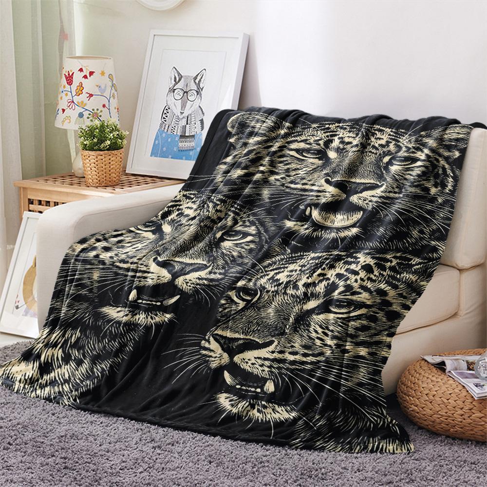 1PC Small animals gather Print FlAannel Blanket, High quality Comfortable for All Seasons, Home Decor, Warmth and Comfort