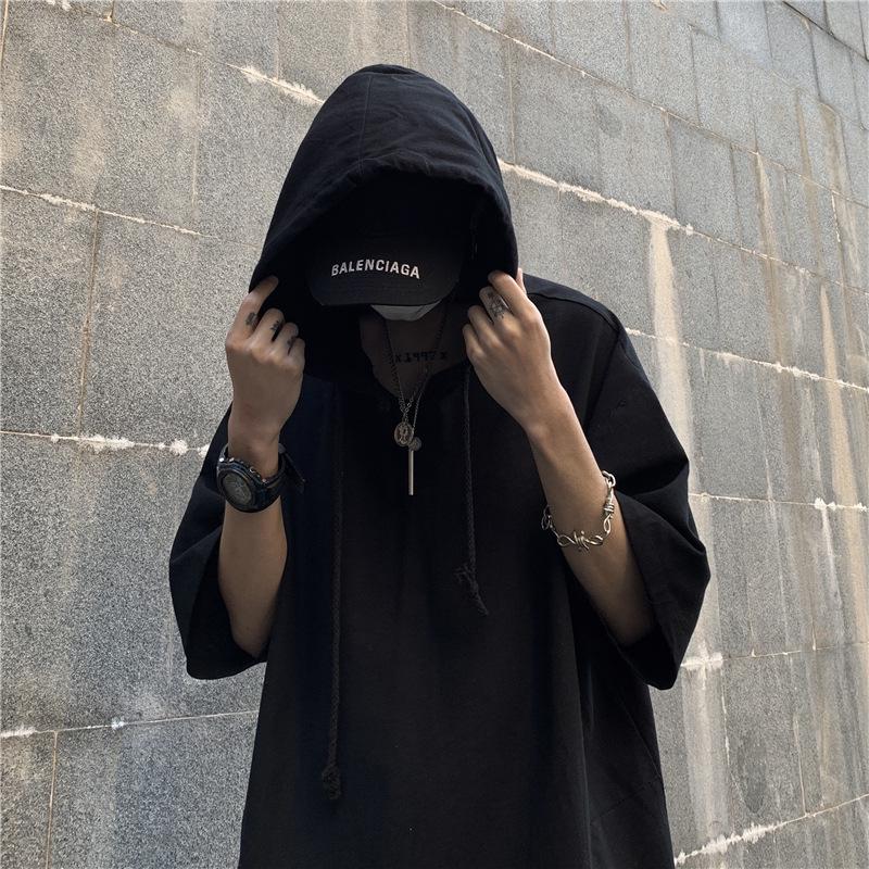 Темная трендовая мужская хип-хоп футболка оверсайз с капюшоном и коротким рукавом в корейском стиле