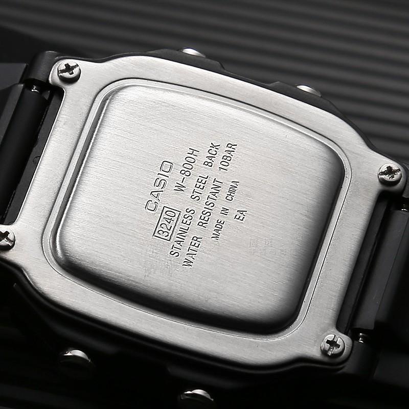 Casio Серия STANDARD Модный ЖК-дисплей Кварцевый механизм Ремешок из смолы Японские и корейские часы Мужские часы Черный циферблат W-800HG-9A