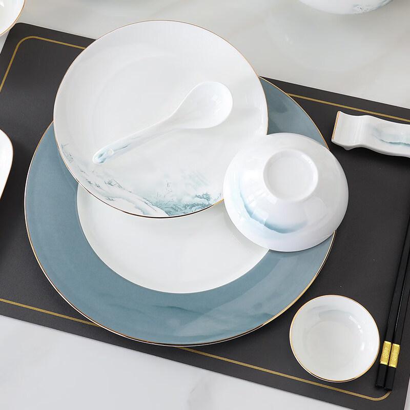 Сладкий Элегантный Набор Столовой Посуды из Костяного Фарфора