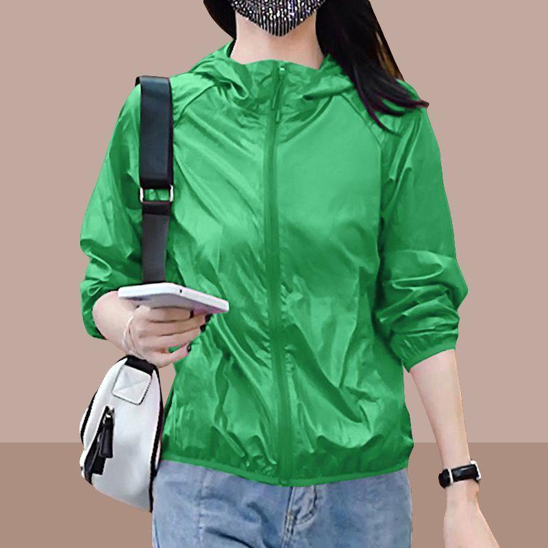 Breathable Hooded Sun Protection Clothing for Women In Summer - Loose Fit and Slimming Sunscreen Shirt Fashionable Short Jacket