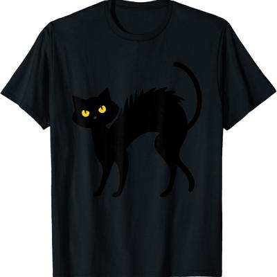 Хэллоуин с черным котом - Футболка с черными котами