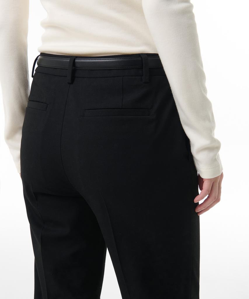 MUSINSA STANDARD WOMAN Women'S Slim Straight Hidden Elastic Waist Length Slacks [Black]