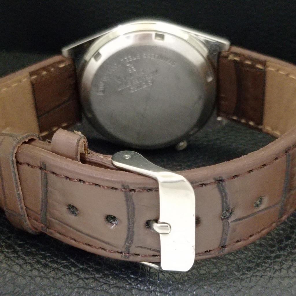 Seiko 5 АВТОМАТИЧЕСКИЕ ВИНТАЖНЫЕ ЯПОНСКИЕ МУЖСКИЕ ЧАСЫ С ЗОЛОТИСТЫМ ЦИФЕРБЛАТОМ a701657-5 R206c-a701657