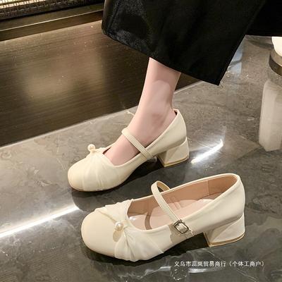 Туфли Мэри Джейн для девочки 2025 Новая весна Легкий носок Средний каблук Французский нежный Сказочный ветер Однословные туфли с жемчугом