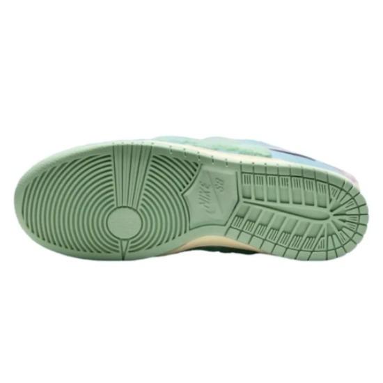 Nike SB Dunk Low Visty Blue Gaze Enamel Green FN6040-400